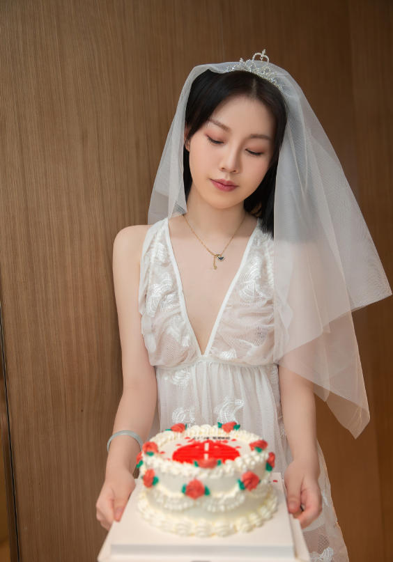 一颗甜蛋黄A写真全集下载｜高清性感模特作品合集