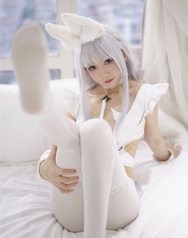 coser衣衣写真全集下载｜乖乖衣宝Coser清新可爱作品合集