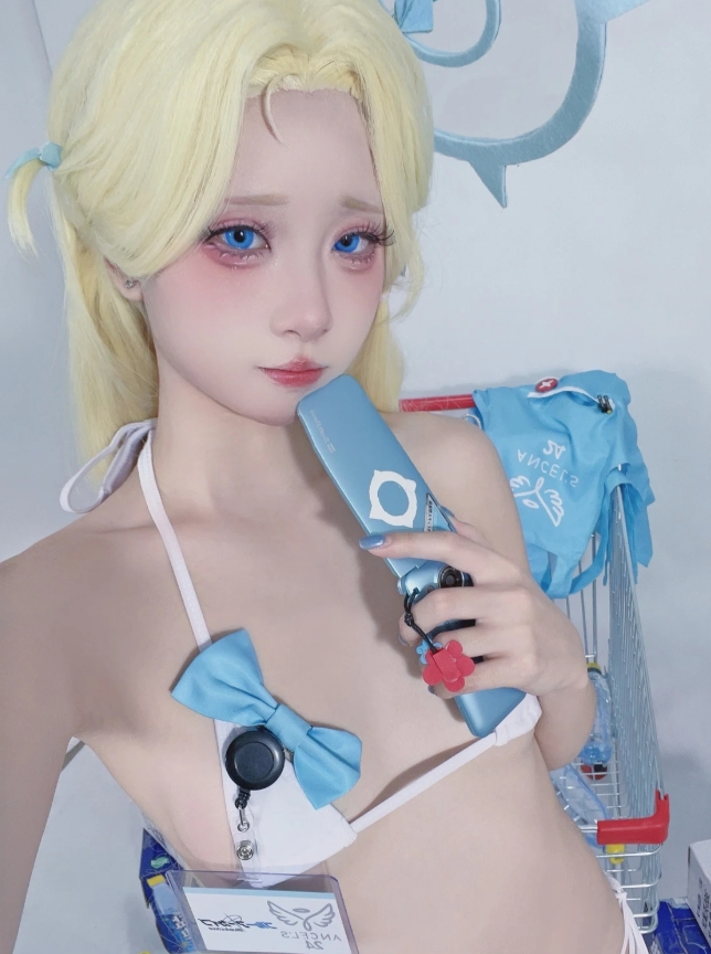 纸悦Etsu_ko写真合集下载：二次元世界的耀眼Cosplay星