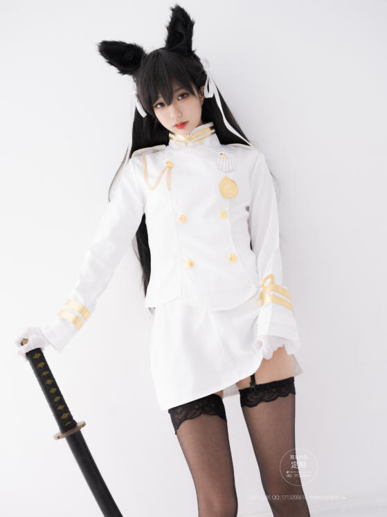 一只喵喵梓写真全集下载｜高挑纯欲系Coser作品合集
