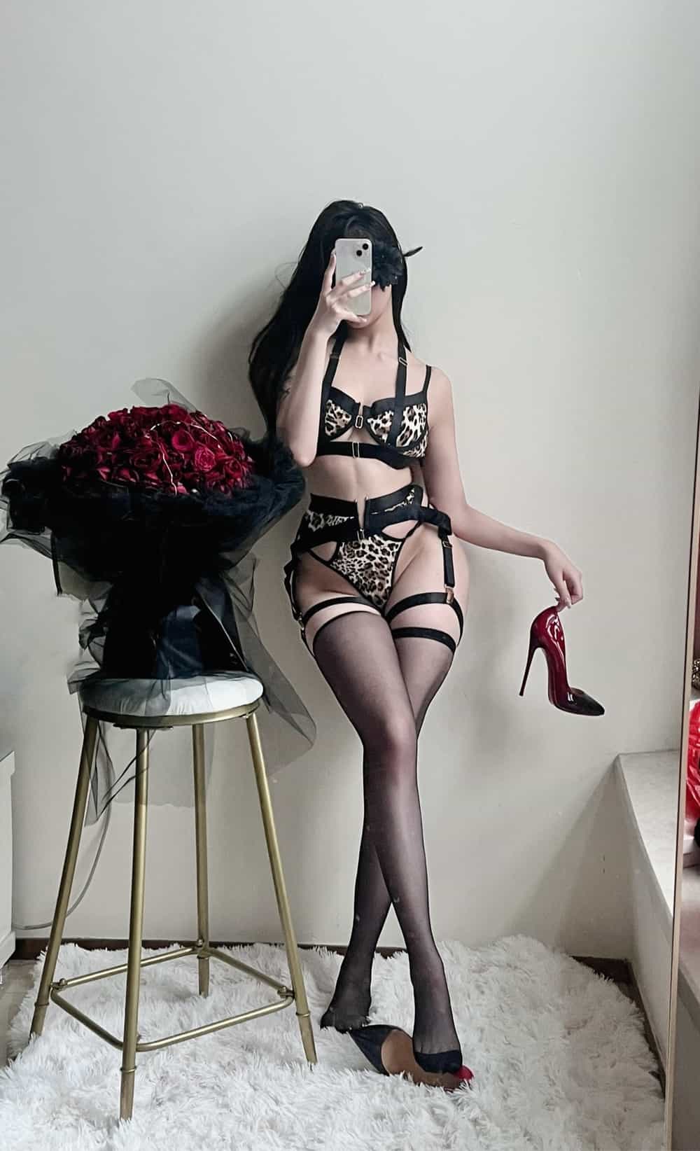 小猫咪CK写真合集下载｜微密圈独家图集合集，4K画质萌性感造型收藏必备