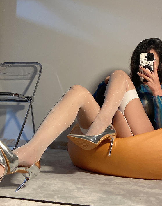 微密圈徐绾绾yyyy写真合集下载｜恋爱真人秀出道艺人的舞台风 + 幕后形象资源速存