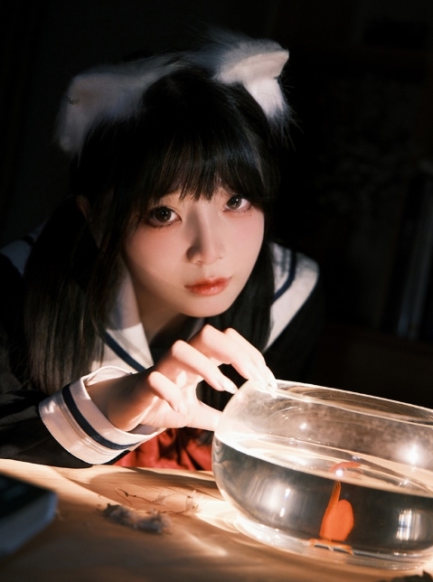 星野柒兔写真合集下载｜抖音 “清纯甜美” 风 Coser 的治愈系壁纸级作品，含角色情绪表达