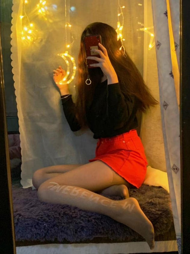 提袜少女y个人资料及全套写真合集下载:这位不露脸的腿模才是YYDS! 提袜少女y个人资料及全套写真合集下载:这位不露脸的腿模才是YYDS!